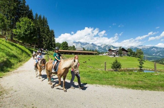Ponyreiten © Schladming-Dachstein