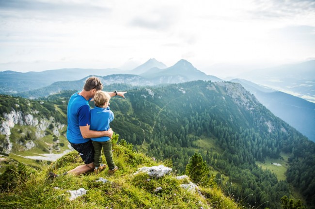 Herrlicher Ausblick auf der Wanderung in Weissenbach  - © René-Eduard Perhab - TVB HAG